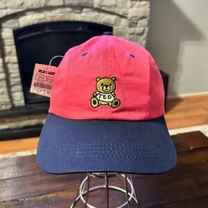 📦SOLD📦New! Men’s “Teddy fresh” Ted Hat. Red Blue Colorblock Adjustable